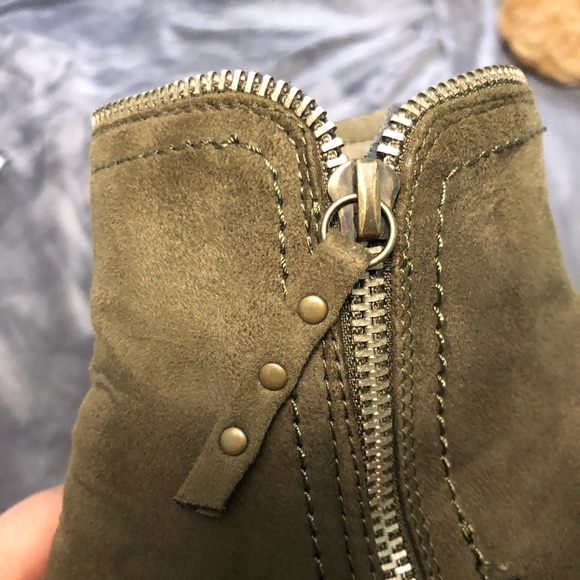 Slide Zip Ankle Bootie - Picture 5 of 6